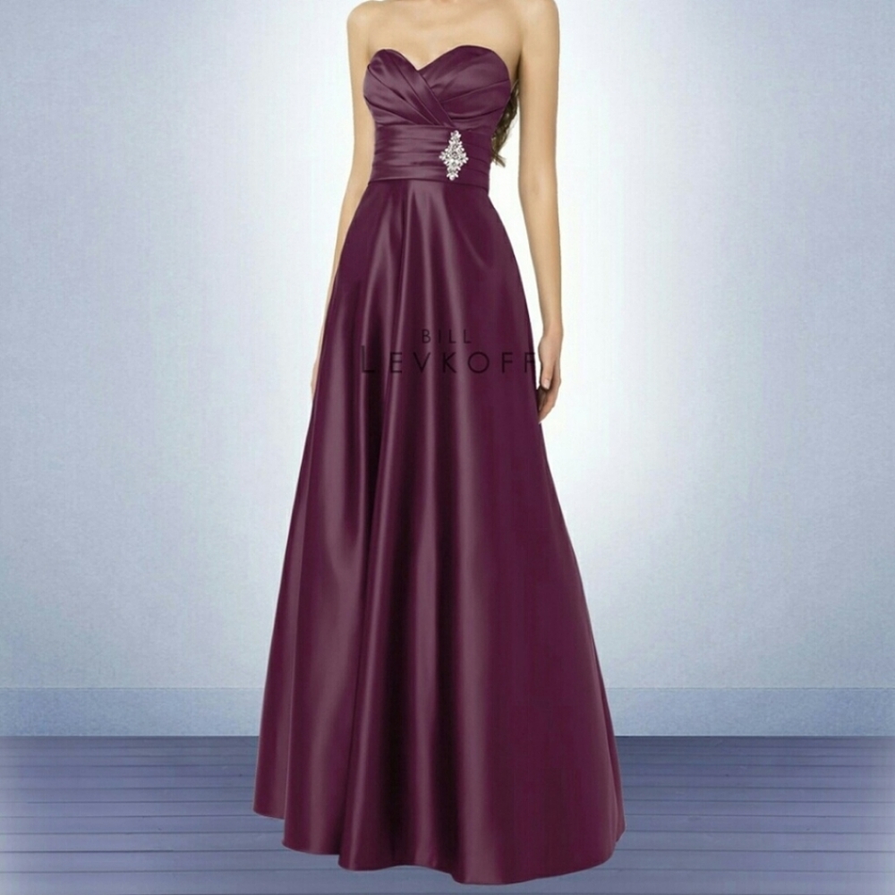 Bill Levkoff gown